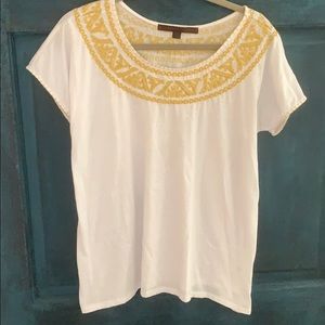 A common thread sz large embroidered top